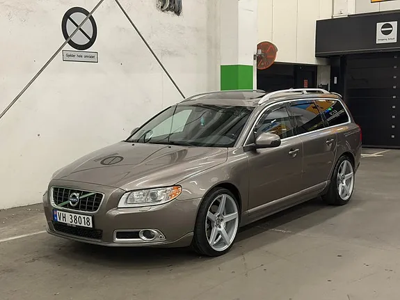 Volvo V70 2011 photo 3