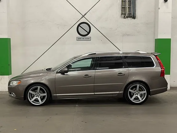 Volvo V70 2011 photo 4