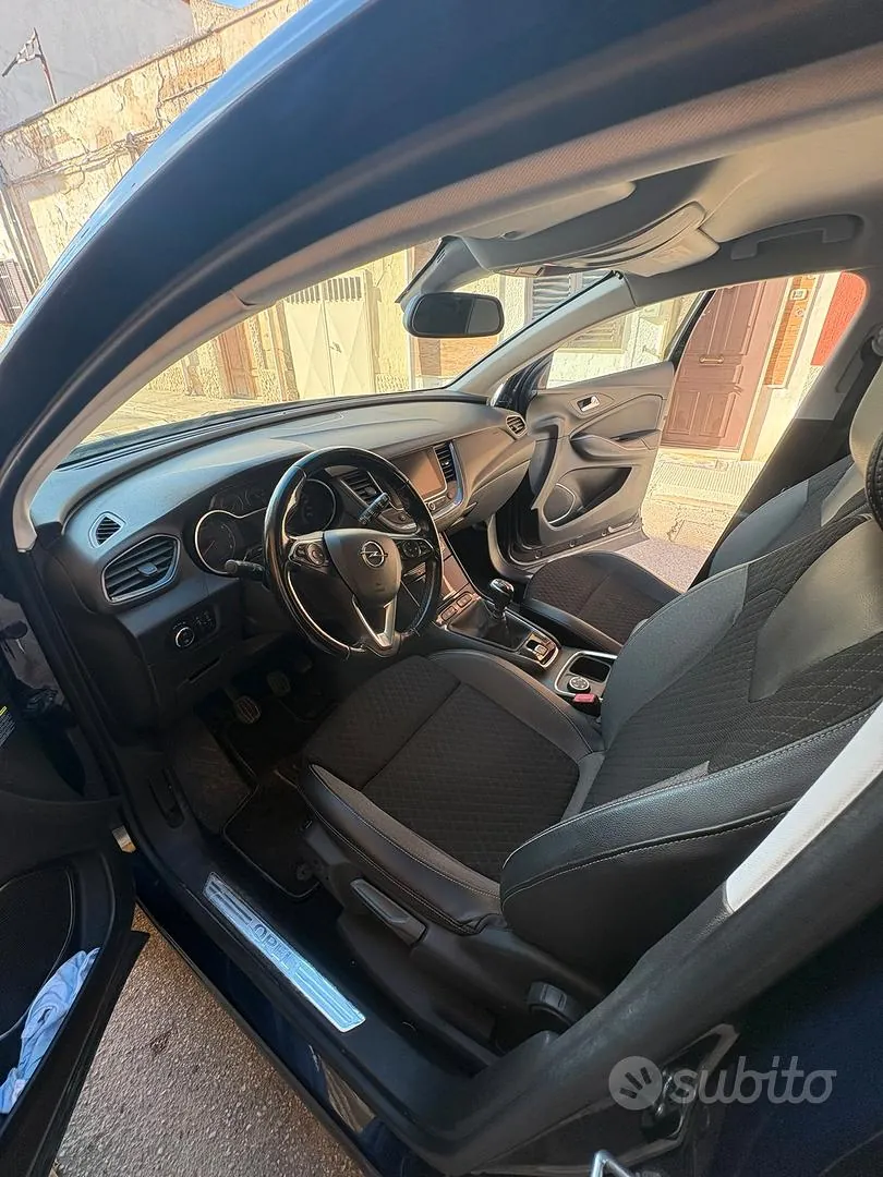 Opel Grandland X 2019 photo 4