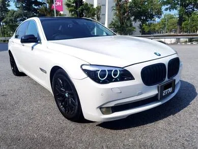BMW 740Li