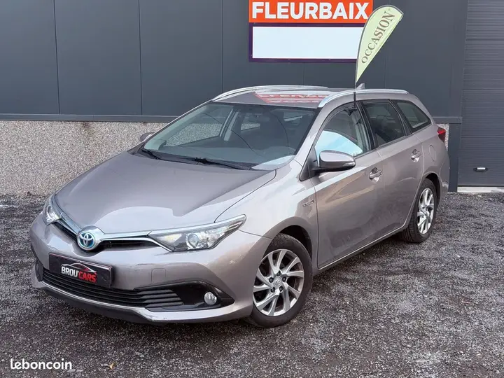 Toyota Auris Touring Sports