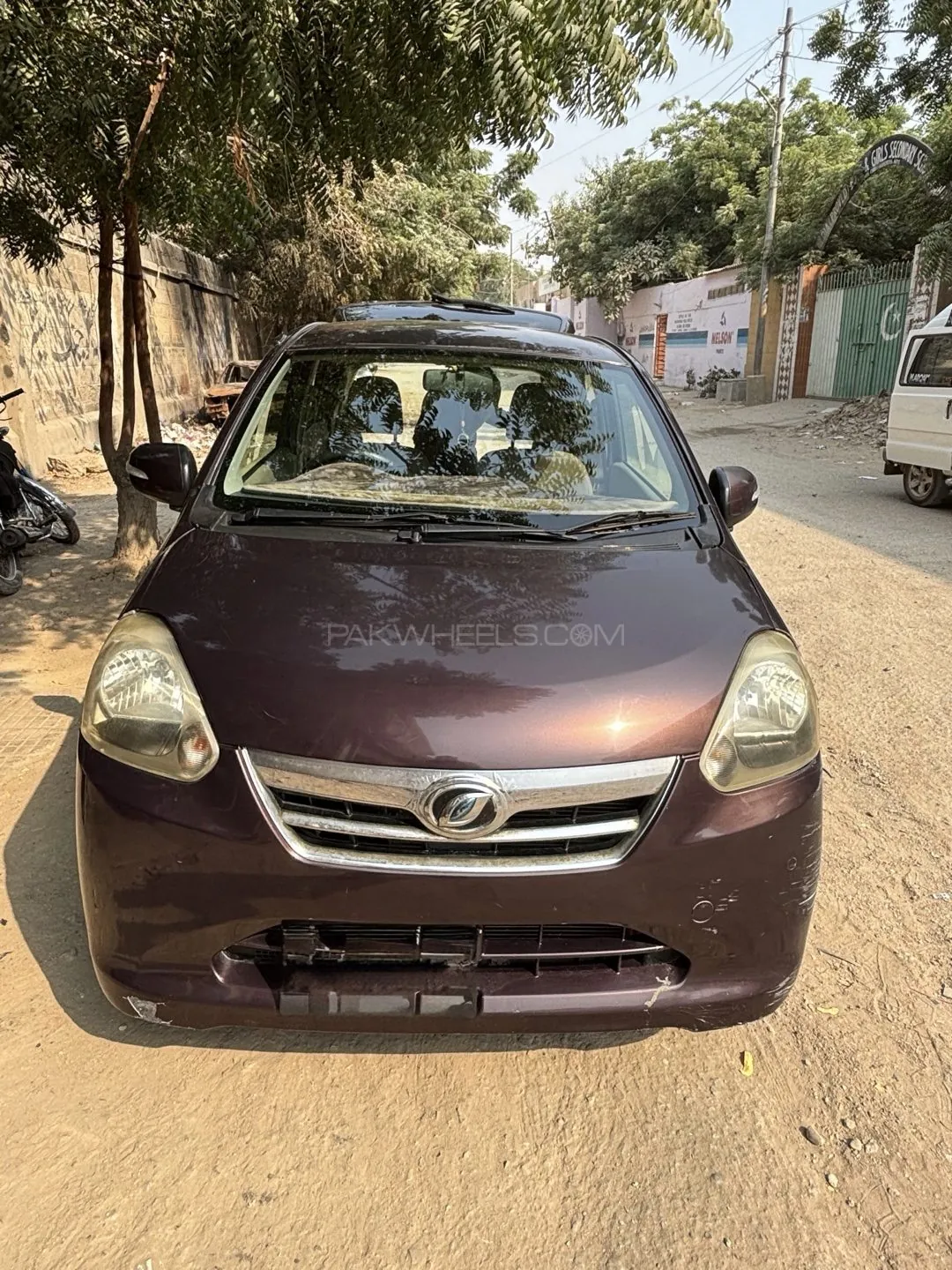 Daihatsu Mira