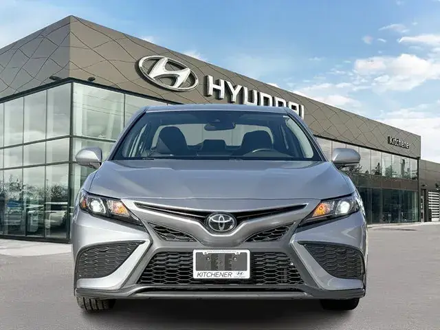 Toyota Camry 2023 photo 3