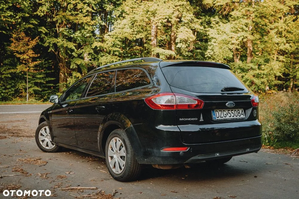 Ford Mondeo 2010 photo 5