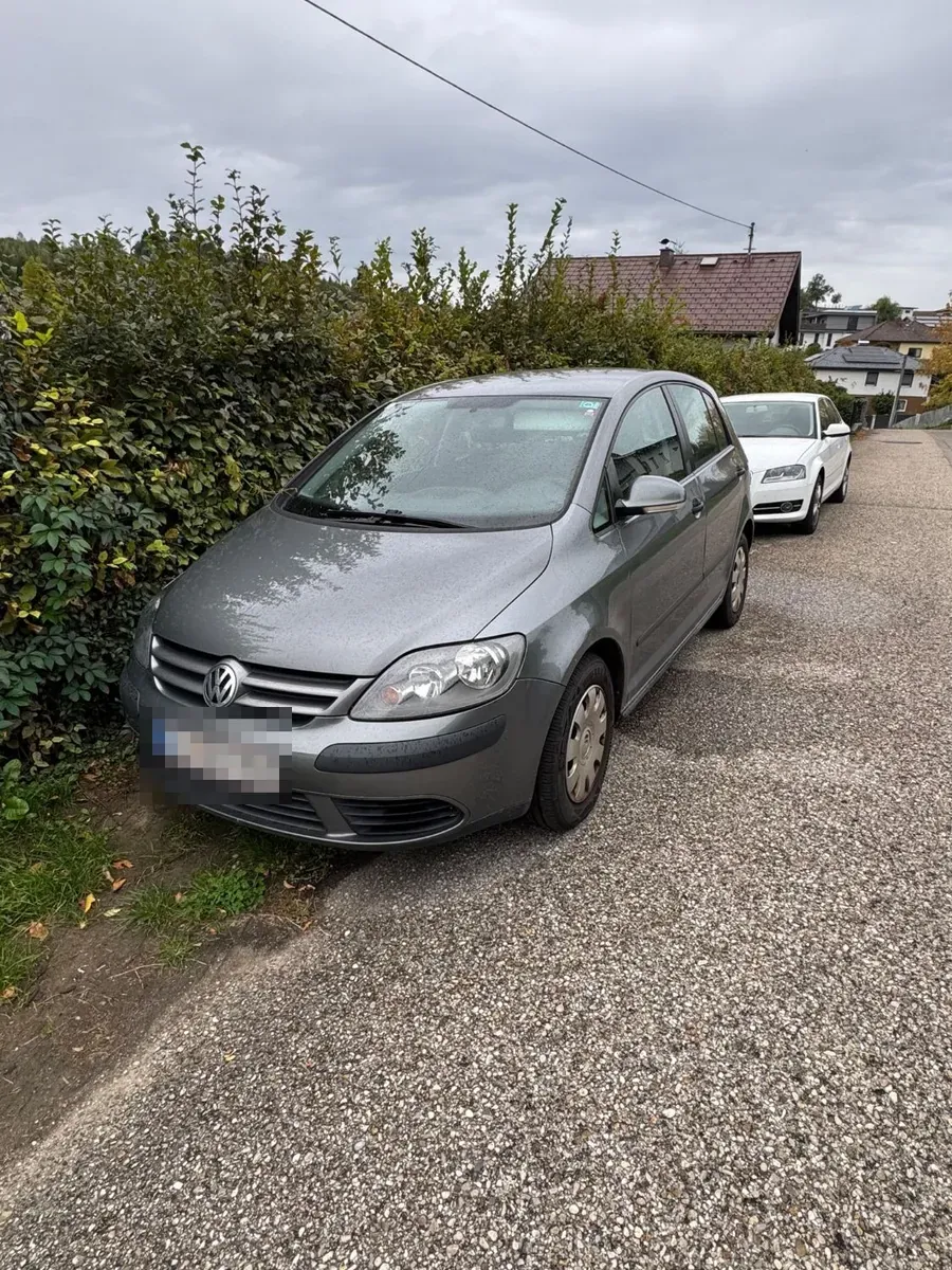 Volkswagen Golf 2005 photo 2