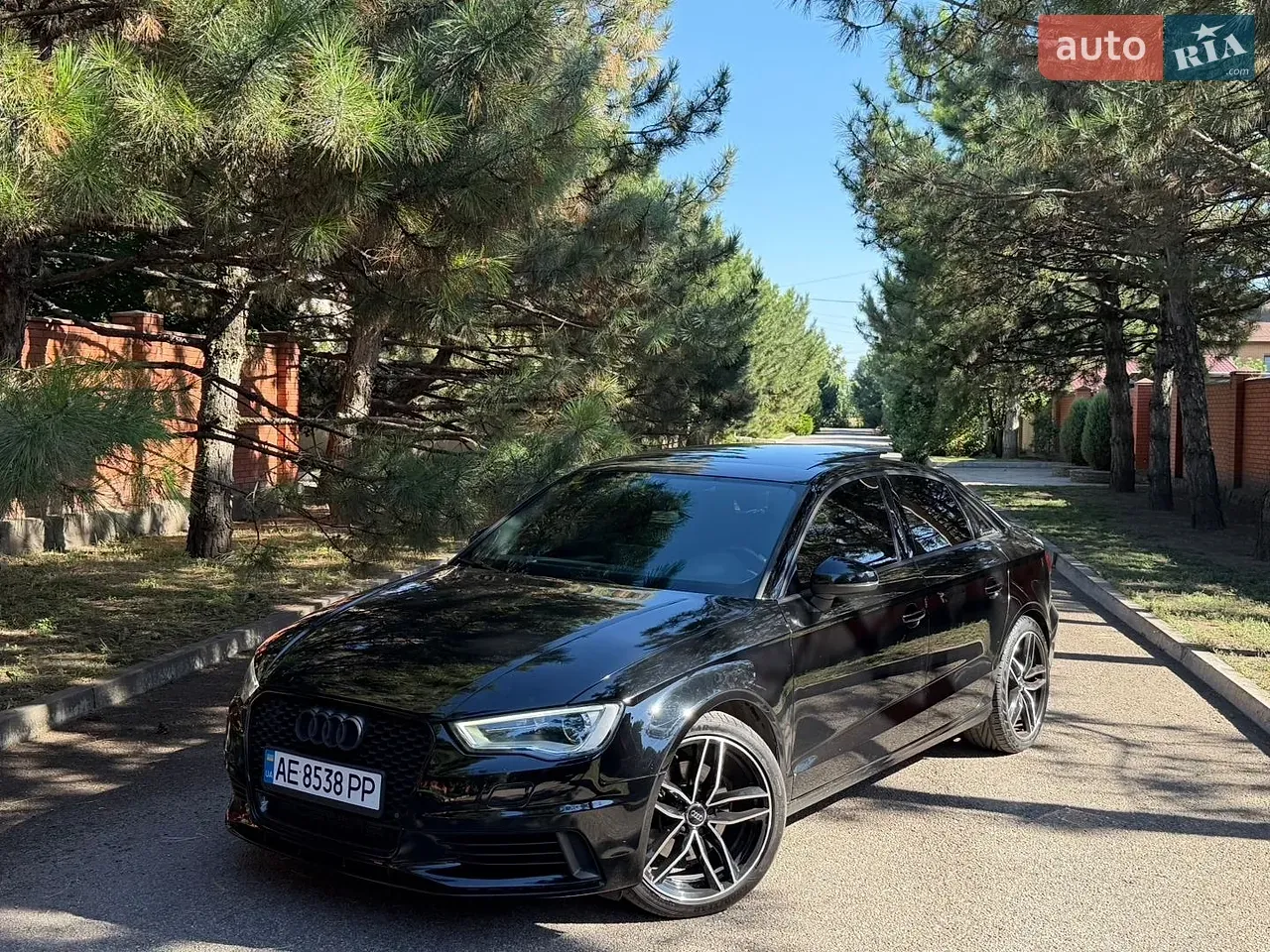 Audi A3 2015 photo 2