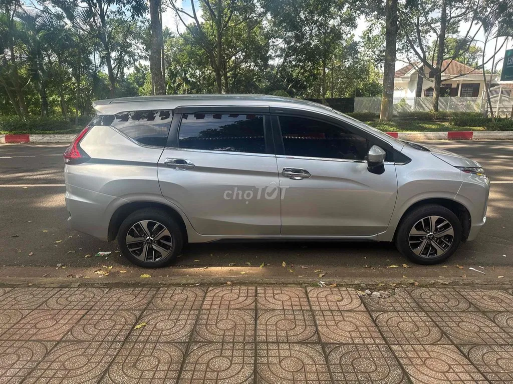 Mitsubishi Xpander 2019 photo 2