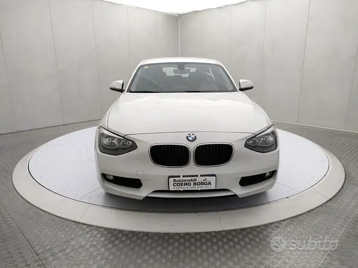 BMW 1 Series 2013 photo 2