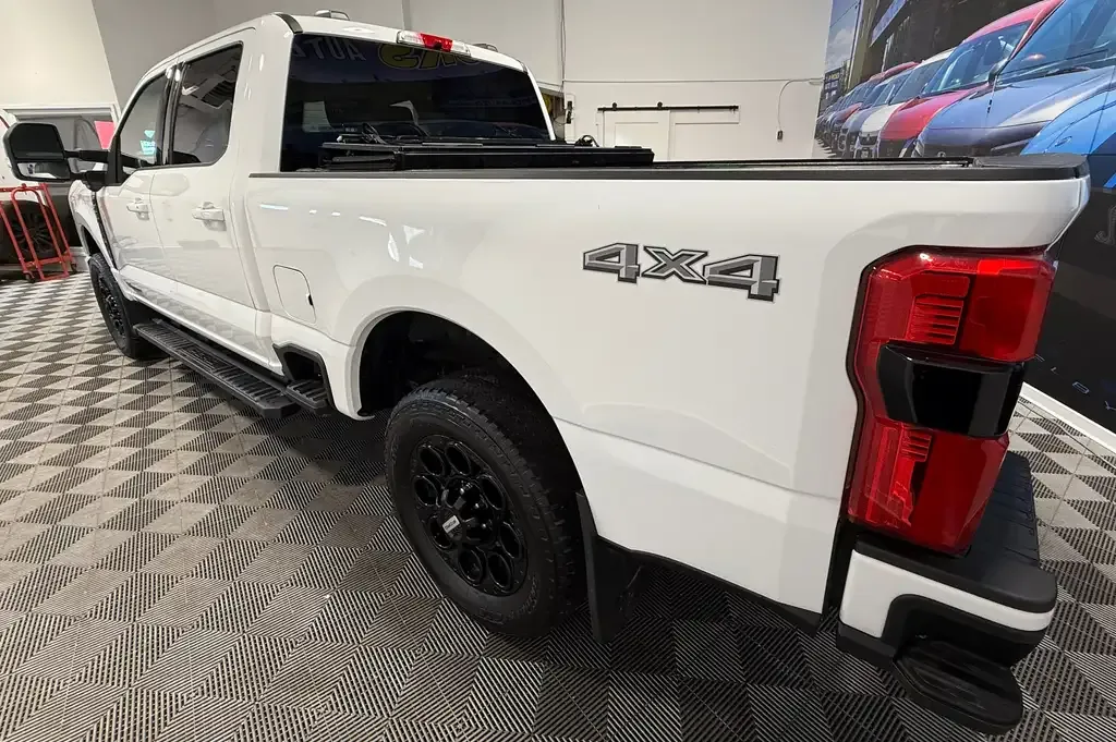 Ford F 250 2025 photo 3