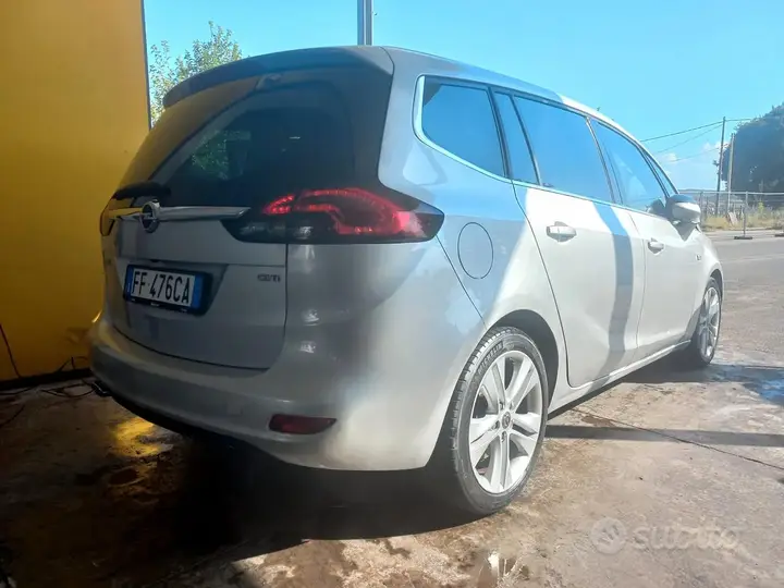 Opel Zafira Tourer 2016 photo 3