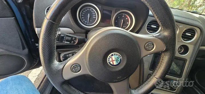 Alfa Romeo 159 2009 photo 5