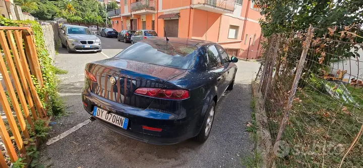 Alfa Romeo 159 2009 photo 2