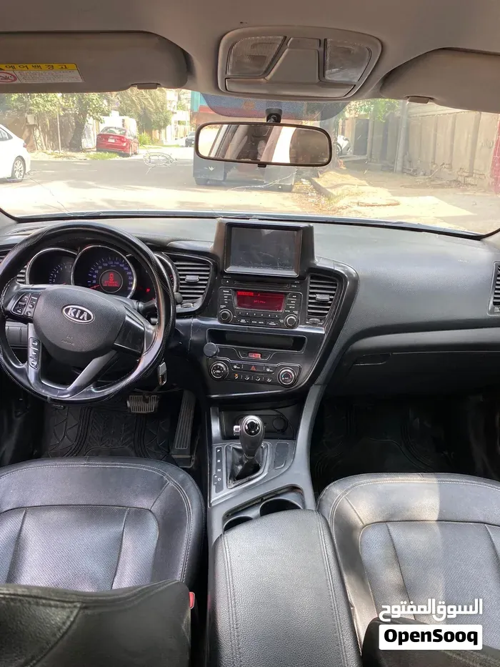 Kia K5 2011 photo 4