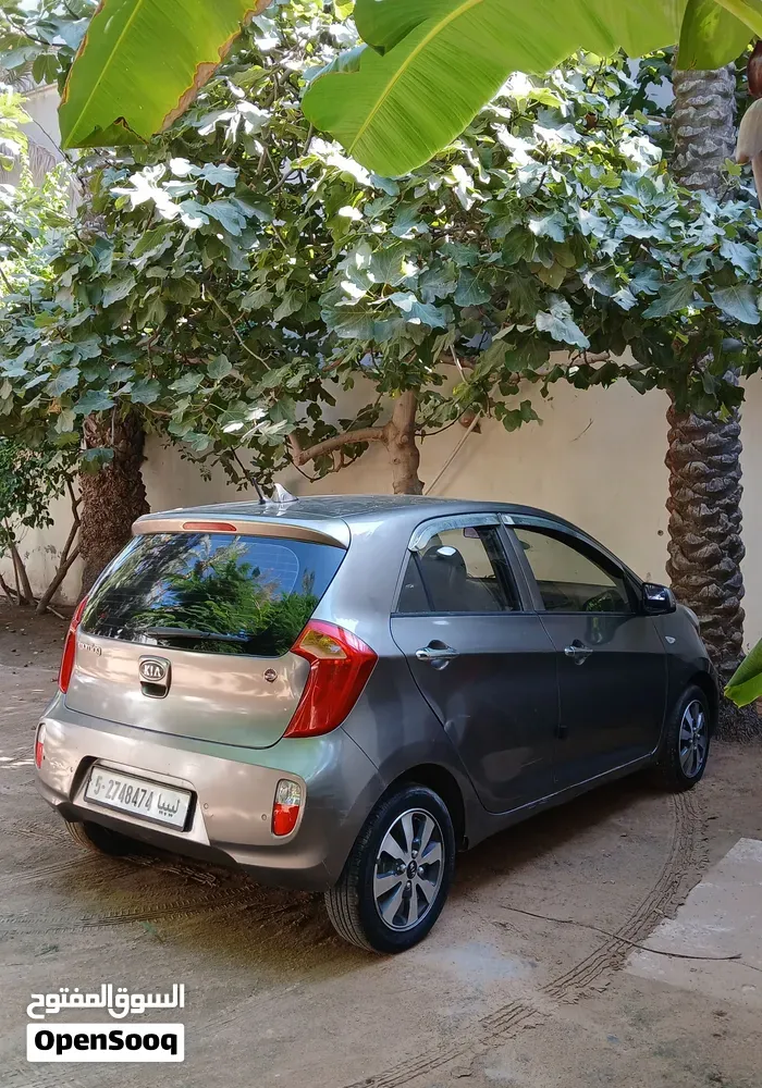 Kia Picanto 2012 photo 2
