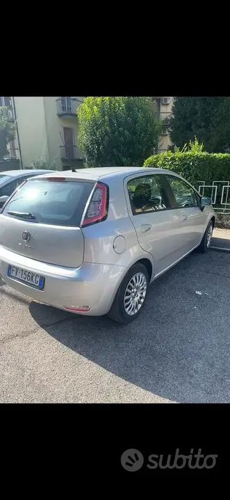 Fiat Punto 2012 photo 2