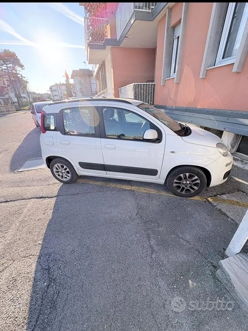 Fiat Panda 2019 photo 2
