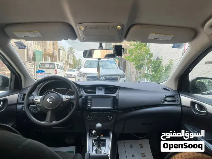 Nissan Sentra 2019 photo 2