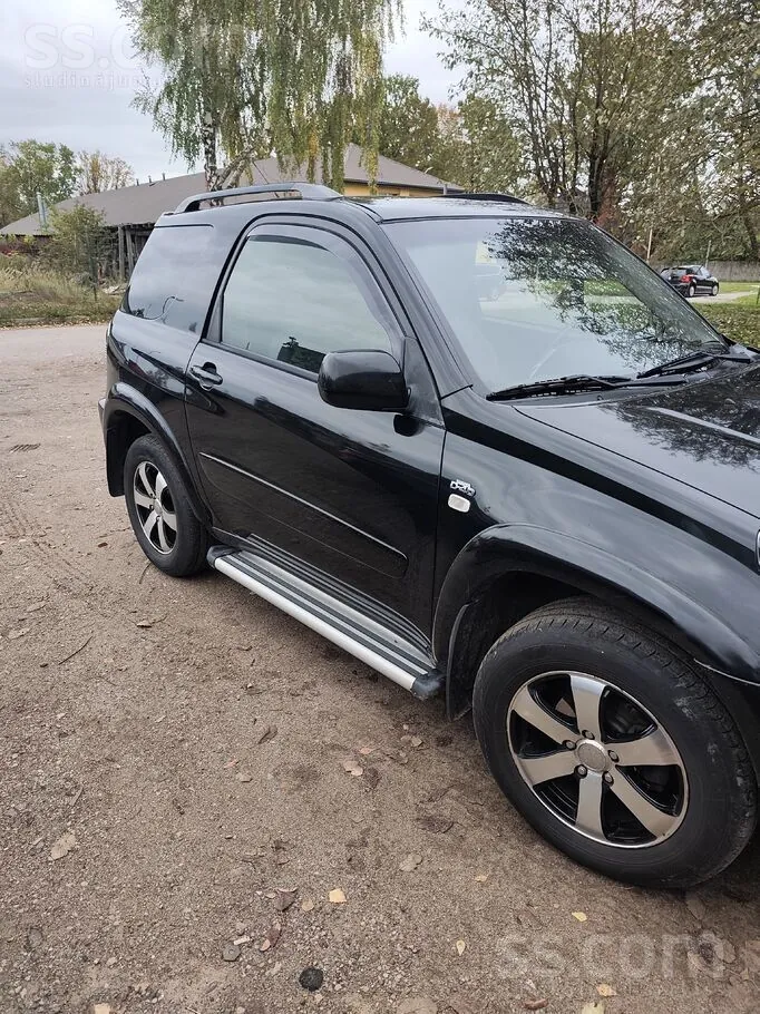 Toyota Rav4 2005 photo 2