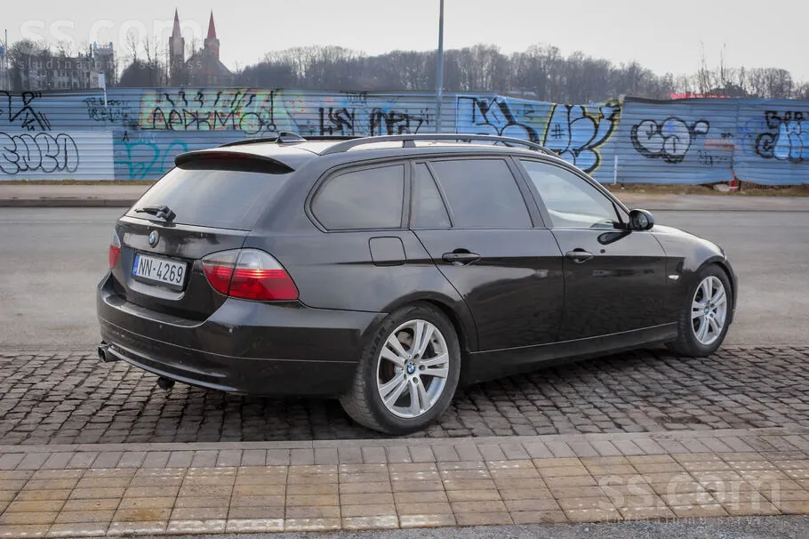 BMW 330Xd 2006 photo 5