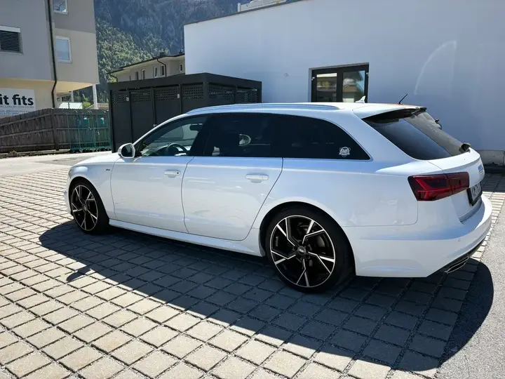 Audi A6 Avant 2017 photo 2
