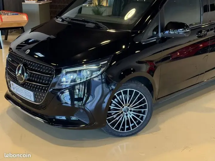 Mercedes-Benz V-Class 2024 photo 4