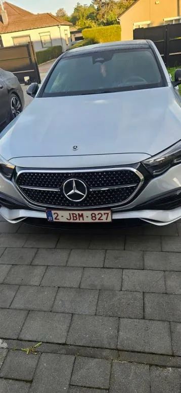 Mercedes-Benz E300