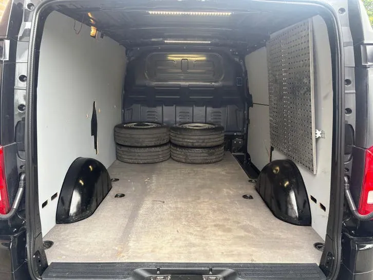 Mercedes-Benz Vito 2022 photo 3