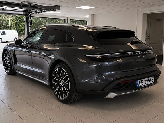 Porsche Taycan 2023 photo 3