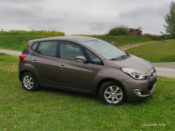 Hyundai Ix20 2013 photo 2