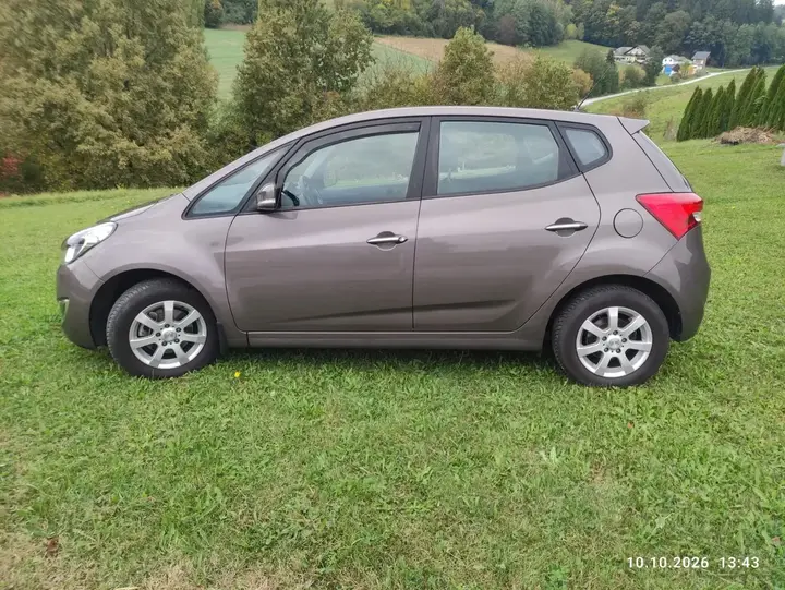 Hyundai Ix20 2013 photo 3