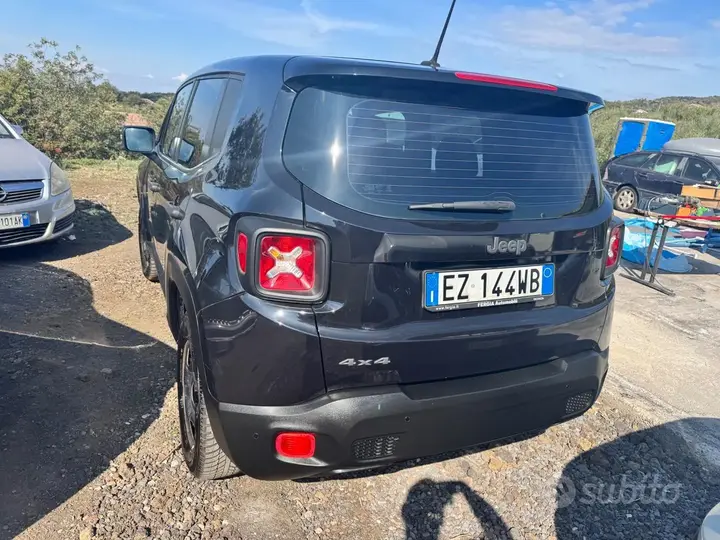 Jeep Renegade 2016 photo 4