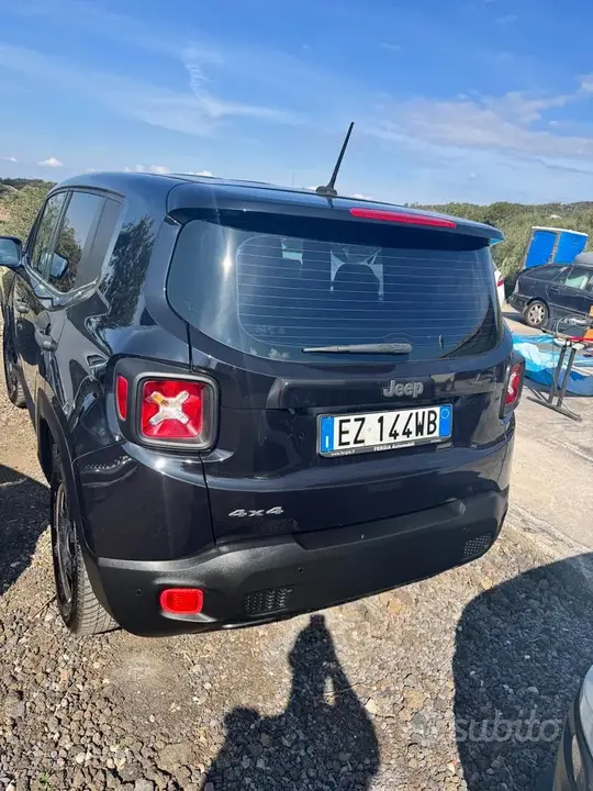 Jeep Renegade 2016 photo 2
