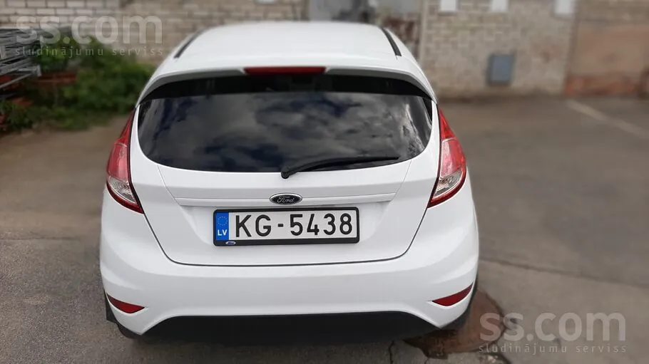 Ford Fiesta 2016 photo 3