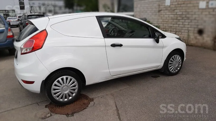 Ford Fiesta 2016 photo 4