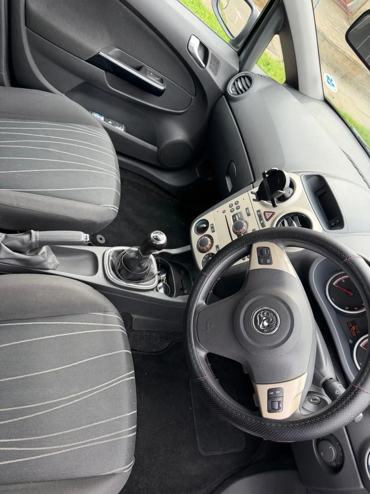 Vauxhall Corsa 2007 photo 5
