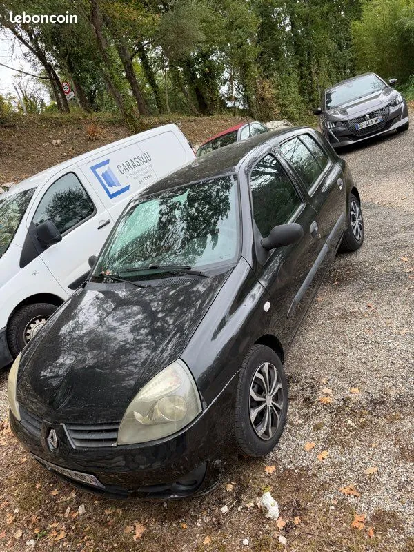 Renault Clio 2006 photo 3