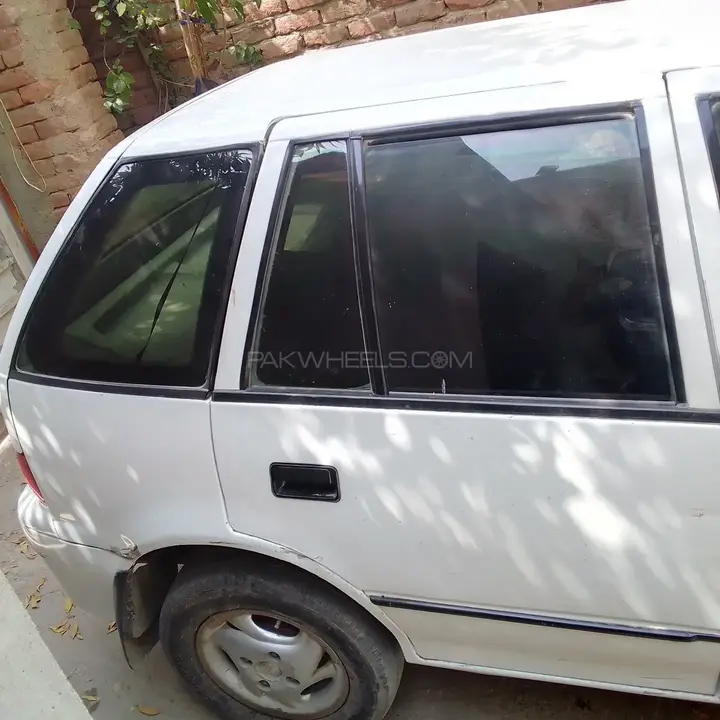 Suzuki Cultus