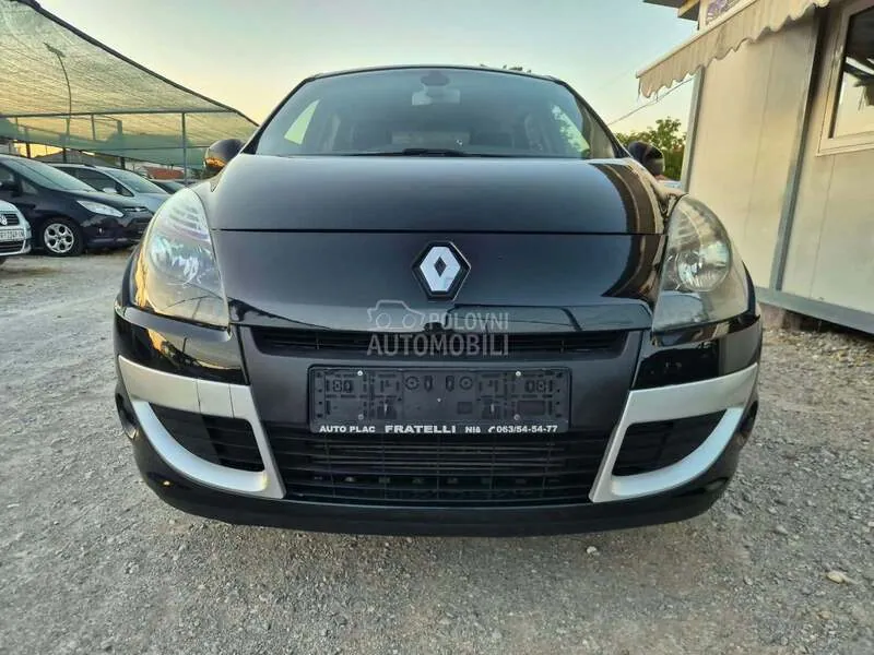 Renault Scenic 2011 photo 4