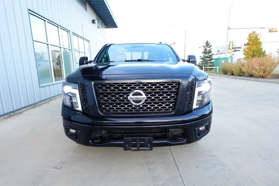 Nissan Titan 2018 photo 5