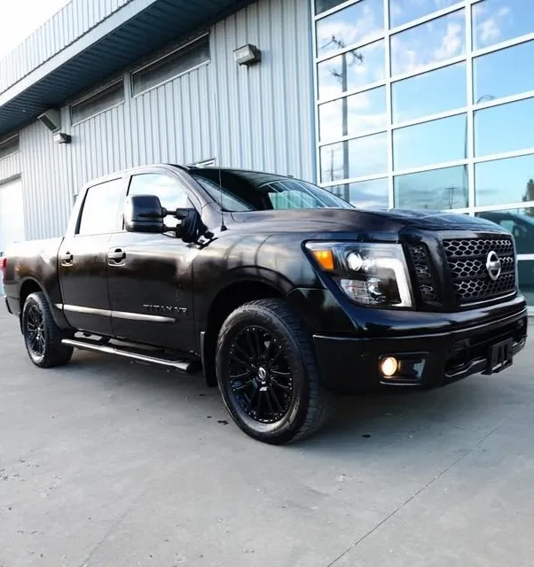 Nissan Titan 2018 photo 2