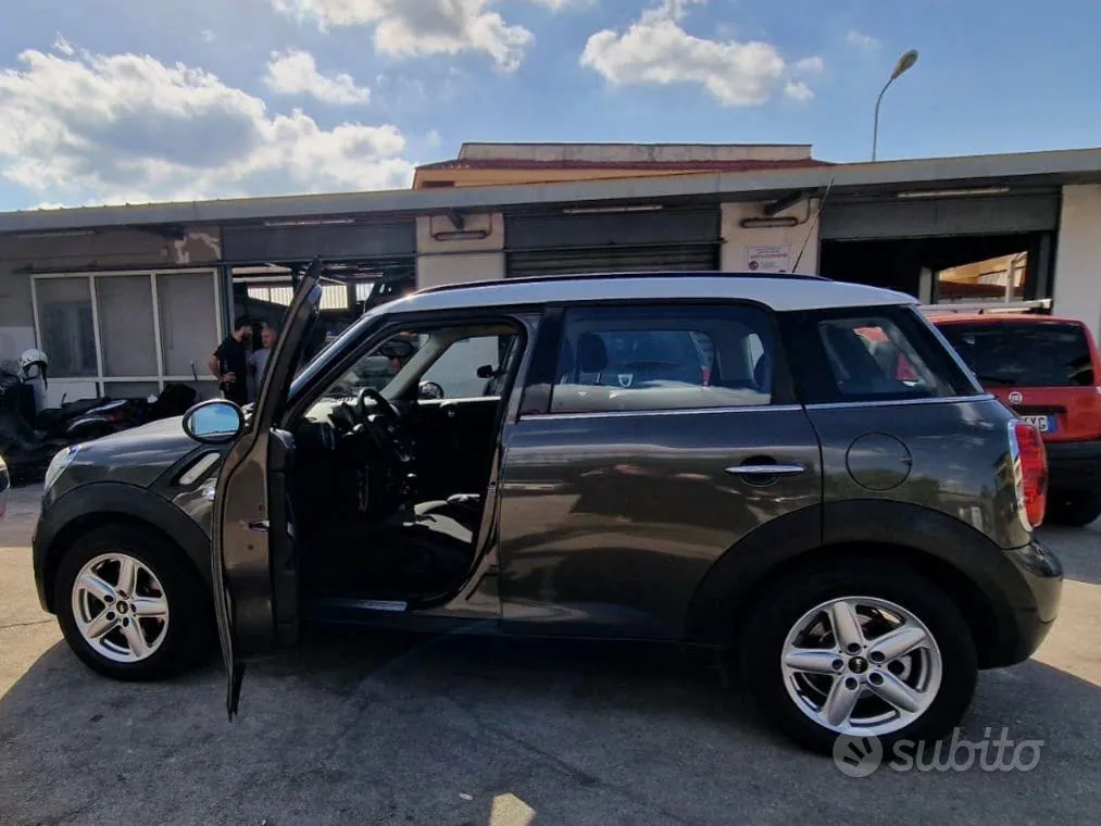 Mini Countryman 2011 photo 3
