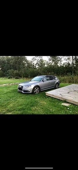 Audi A4 2010 photo 3