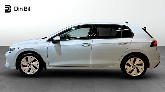 Volkswagen Golf I 2025 photo 2