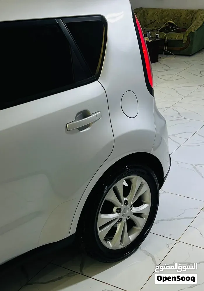 Kia Soul 2015 photo 2