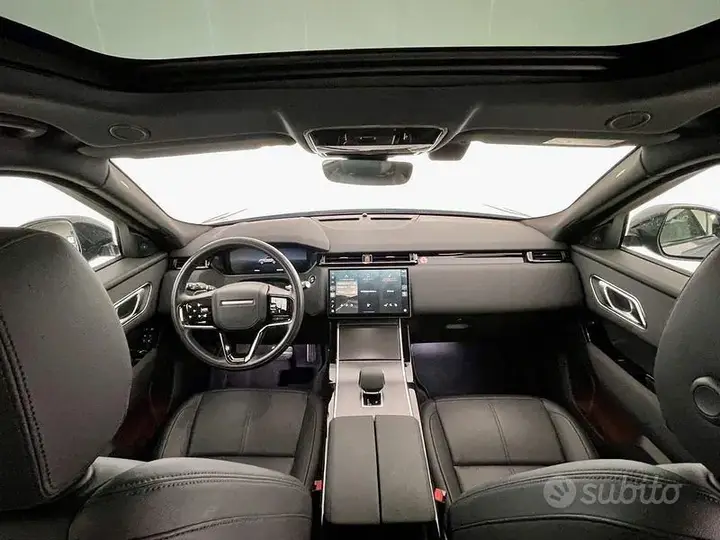 Land Rover Velar 2023 photo 4