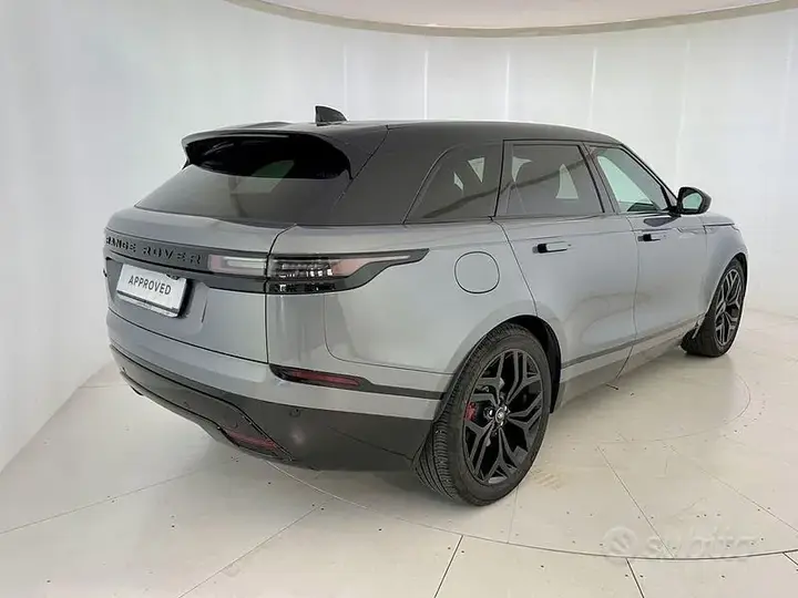Land Rover Velar 2023 photo 2