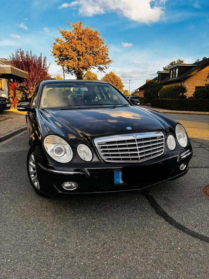 Mercedes-Benz E 200
