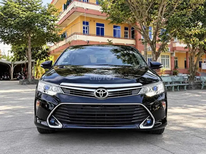 Toyota Camry 2017 photo 2