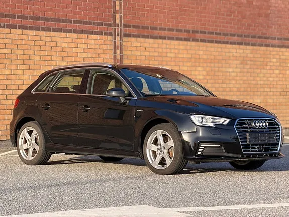 Audi A3 2018 photo 4