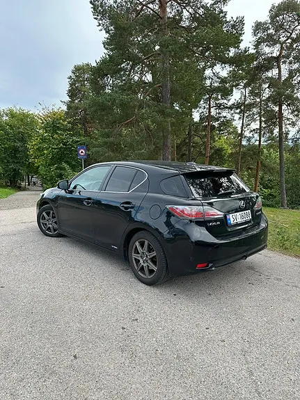Lexus Ct200H 2011 photo 4